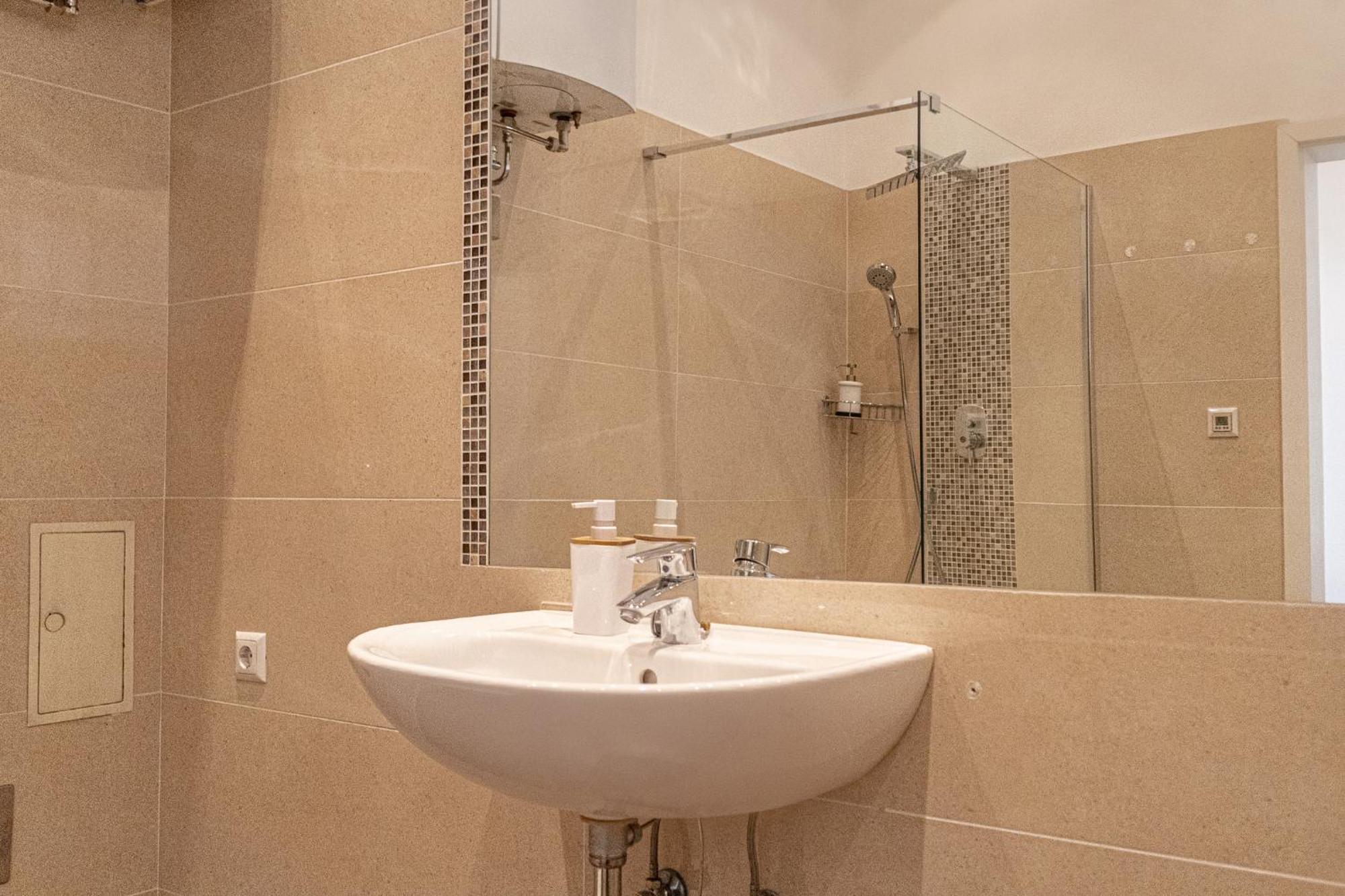 Special Vintage Viennese Apartment - 12Min F Downtown Zewnętrze zdjęcie